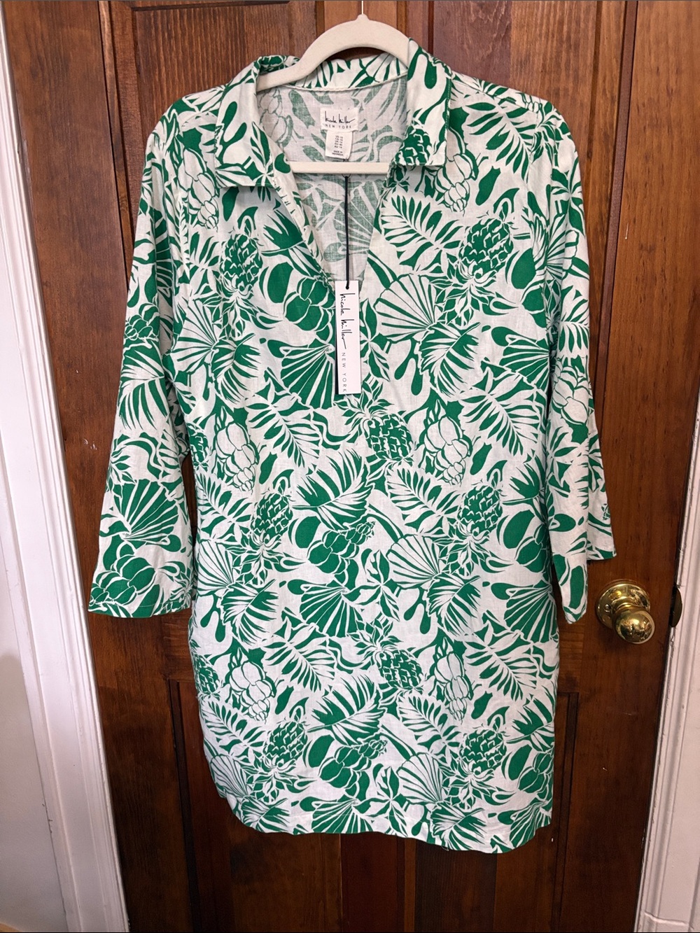 Nicole Miller Green and White Floral Swim Coverup